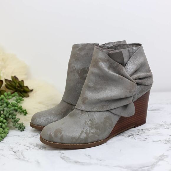 Sole Society Pegie Gray Metallic Leather Wedge Boots Twist Knot Size 9 Women's - Picture 2 of 6
